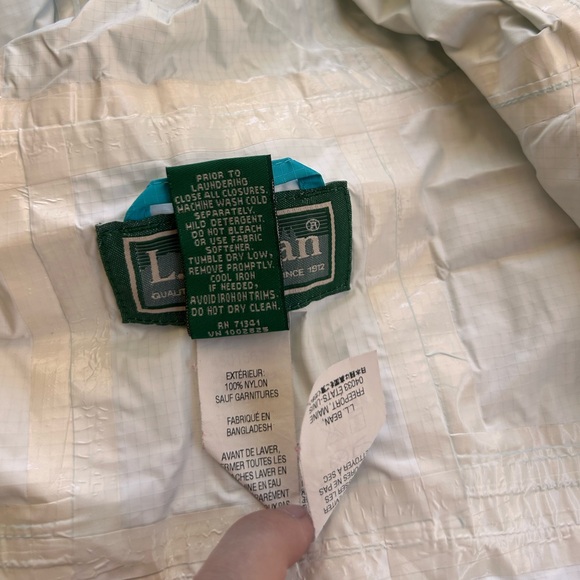 L.L. Bean blue Windbreaker/light‎ jacket girls size 14/16 - Picture 3 of 7